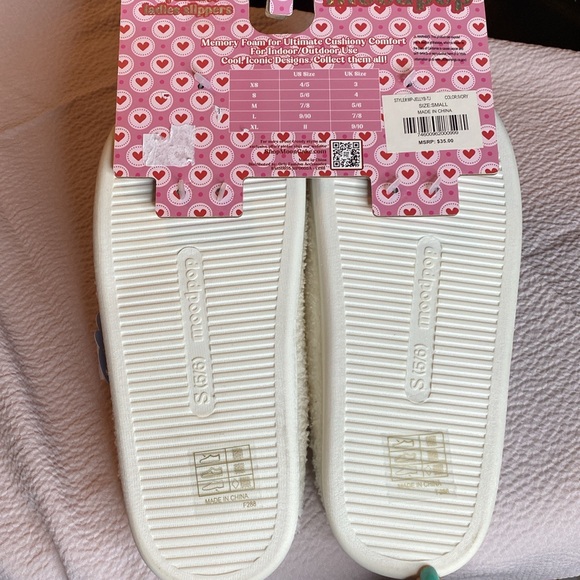 NWT! MOODPOP Memory Foam “Peanut Butter and Jelly” Cozy Slippers - Size S (5/6) - Picture 3 of 4